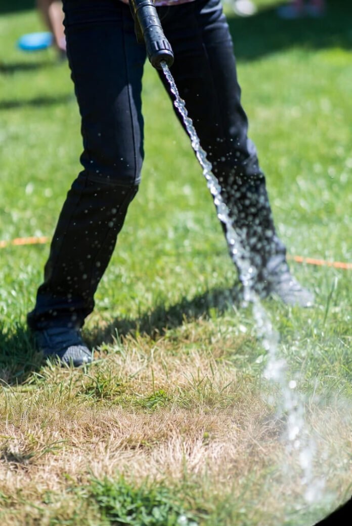 Water balloon chaos at knee level Water balloon chaos at knee level